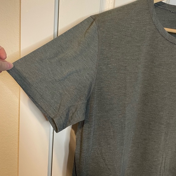 Patagonia Capilene Baselayer grey athletic shirt sleeve tee sz XL - Picture 7 of 10